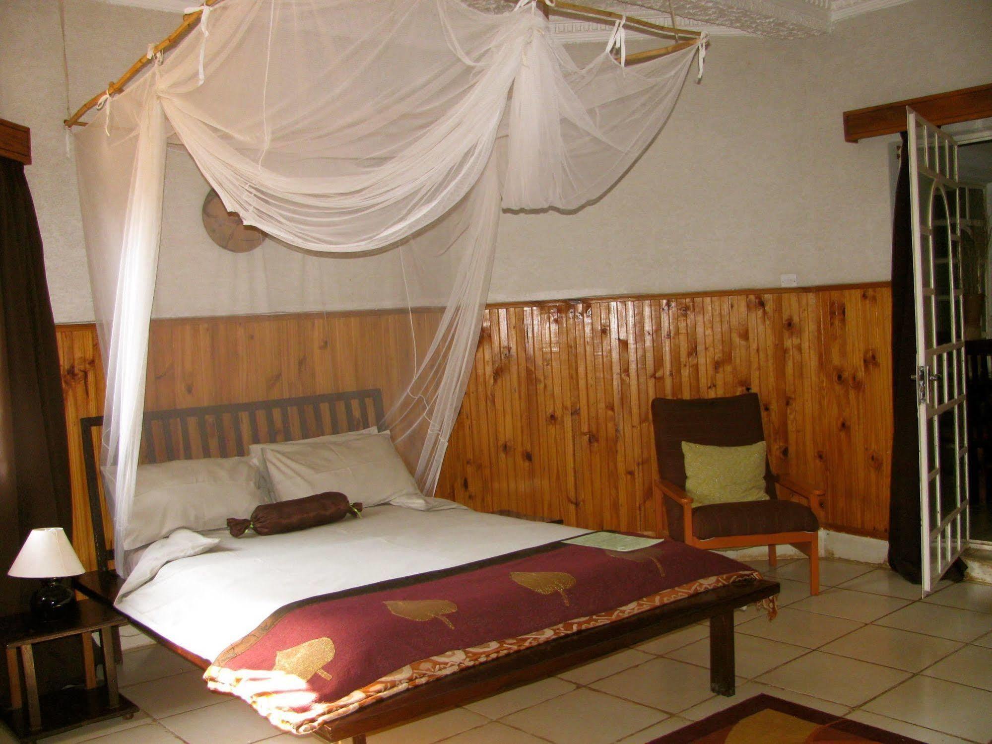 Madidi Lodge Lilongüe Exterior foto